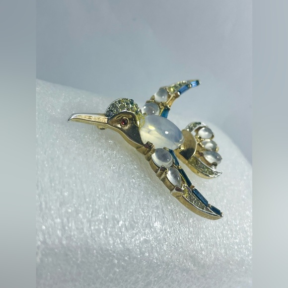 RARE Alfred Philippe Crown Trifari Jelly Belly humming bird brooch/pin - Picture 6 of 9